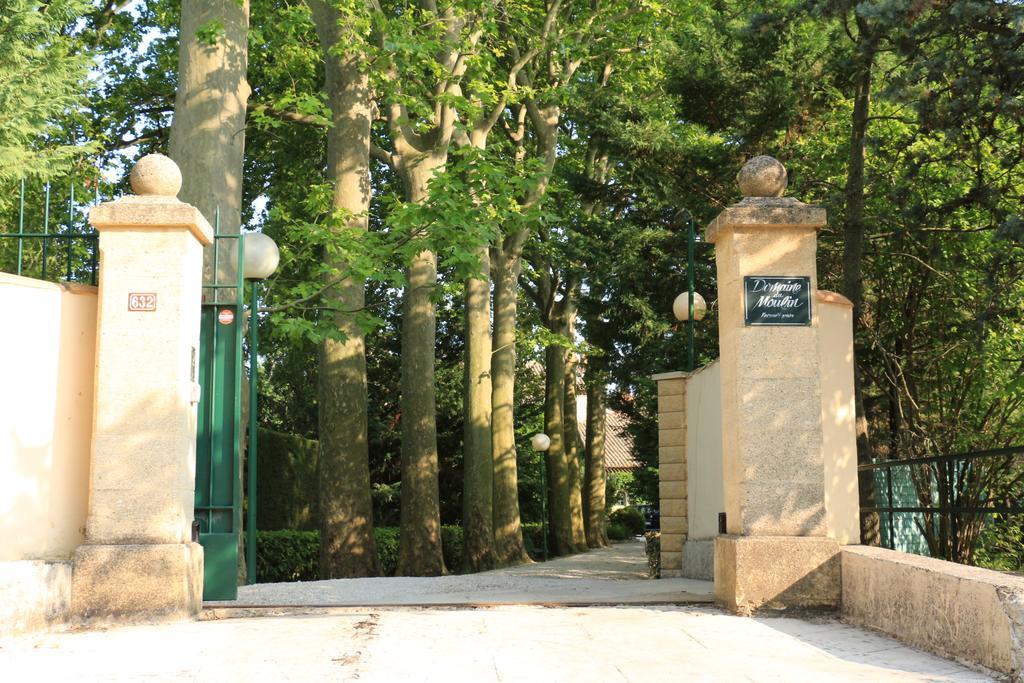 Domaine Du Moulin Saint Laurent des Arbres Bagian luar foto